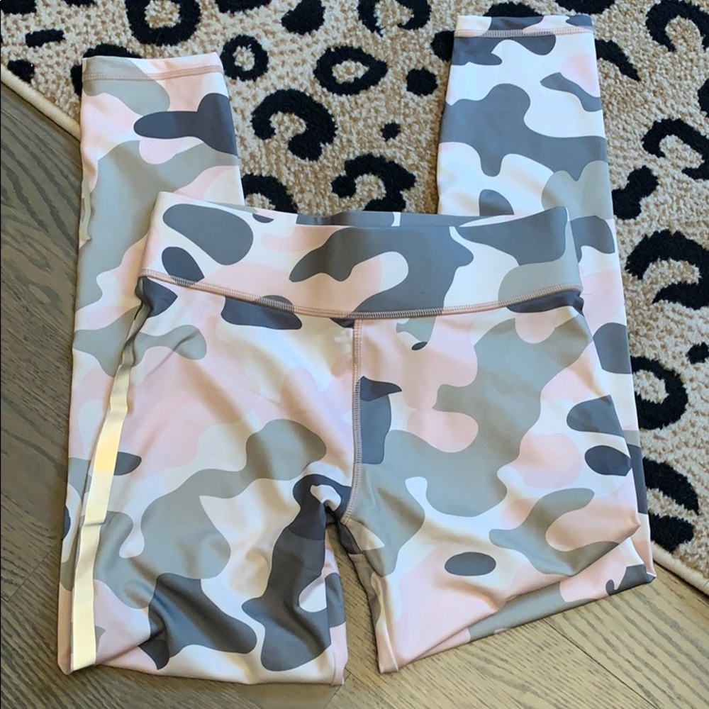 Minkpink Camo Leggings NWOT